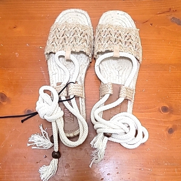 ZARA ESPADRILLES WOMEN'S TAN WOVEN JUTE SOLE ANKLE TIE SIZE 39 US 8.5 - Picture 3 of 8